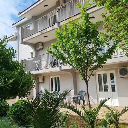Apartments Macaso Бар Екстер'єр фото
