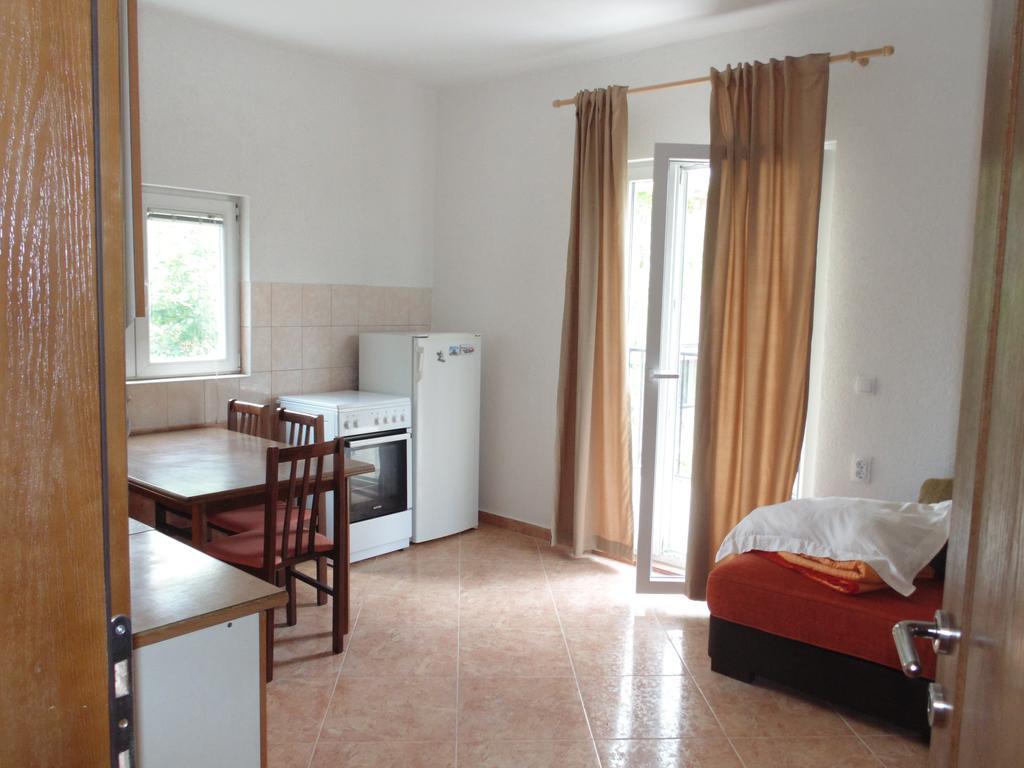 Apartments Macaso Бар Екстер'єр фото